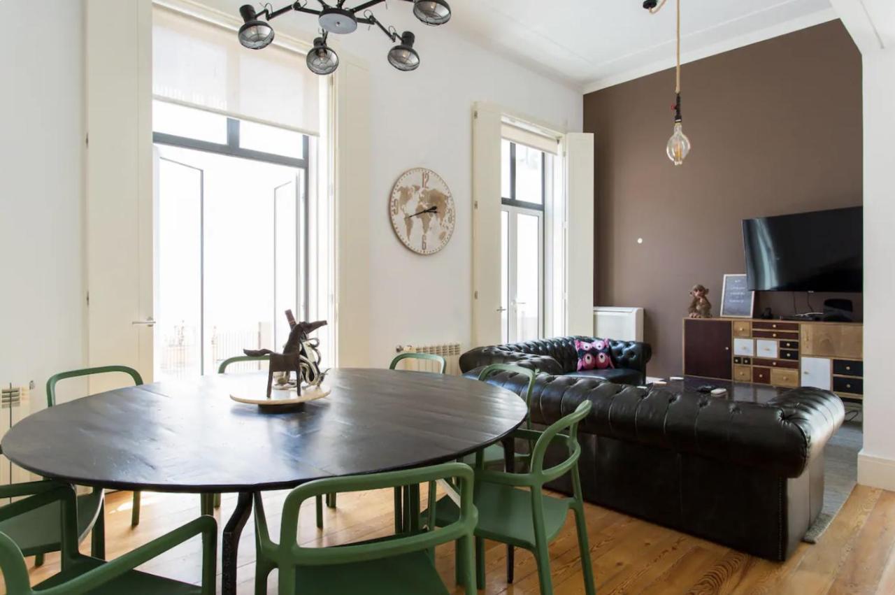 Апартаменты Beautiful 3-Story House In Chiado With A 40M² Private Terrace Лиссабон Экстерьер фото